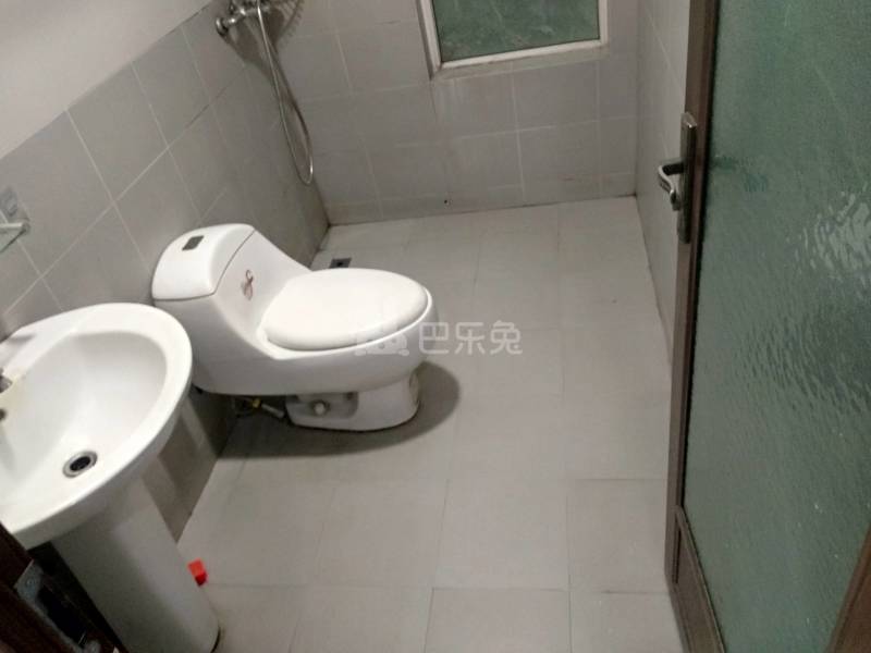 阳光棕榈园9198772卫生间图8