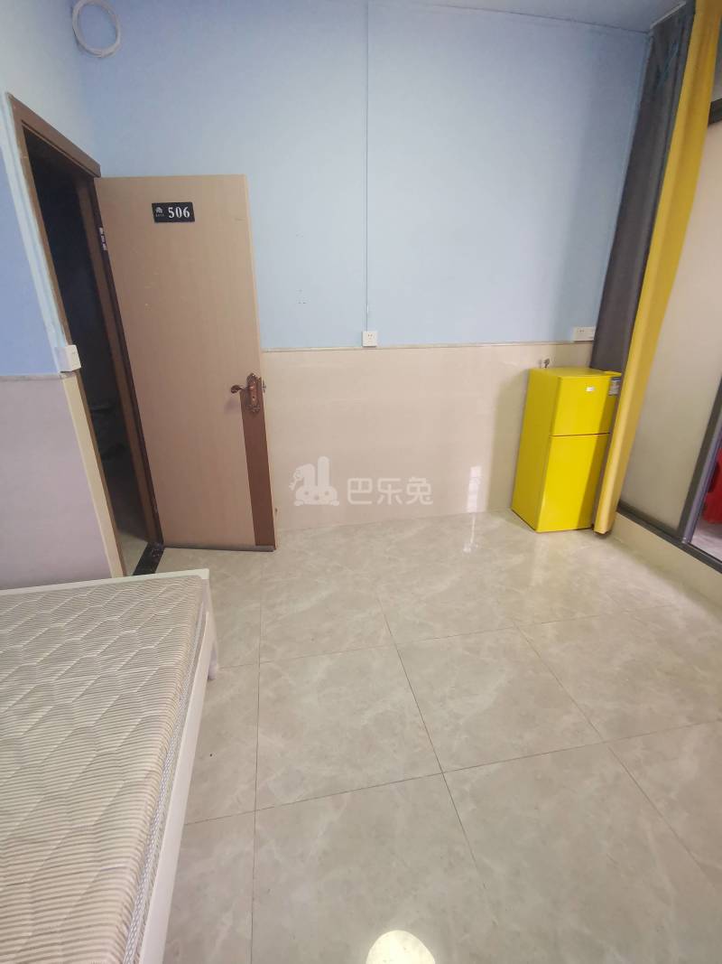 嘉宸公寓（向南东村22栋）9210591卧室图3