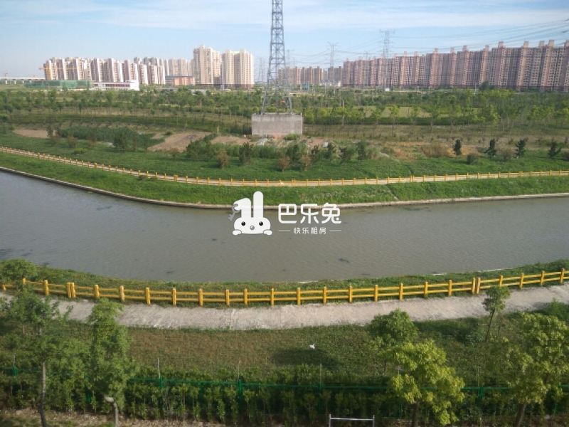 立即找房 汇福家园健康里 交通周边 交通:16号线(鹤沙航城站) 1110路
