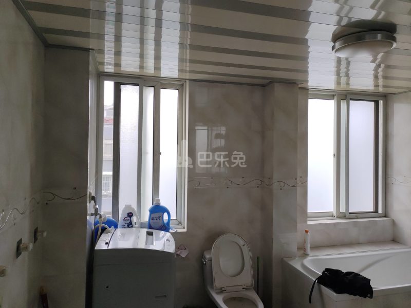 天宝恬苑9231059卫生间图5