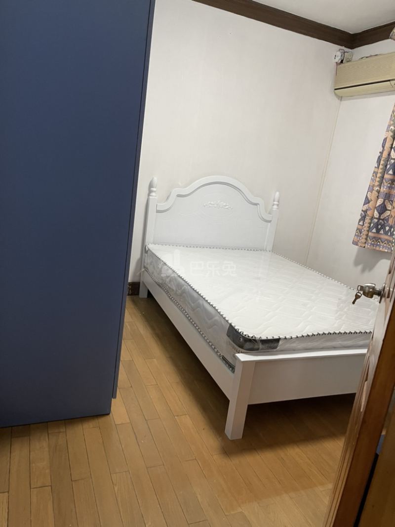 田林十村9232618卧室图1