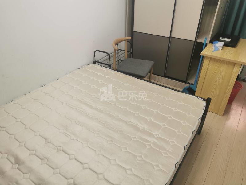 华鸿汇盛德堡9239189卧室图0