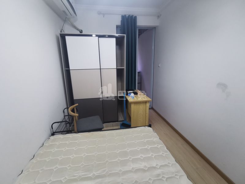 华鸿汇盛德堡9239189卧室图3