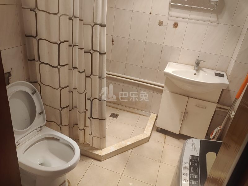 华建二街坊9239494卫生间图5