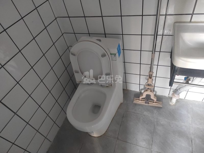 和欣家园9947716卫生间图11