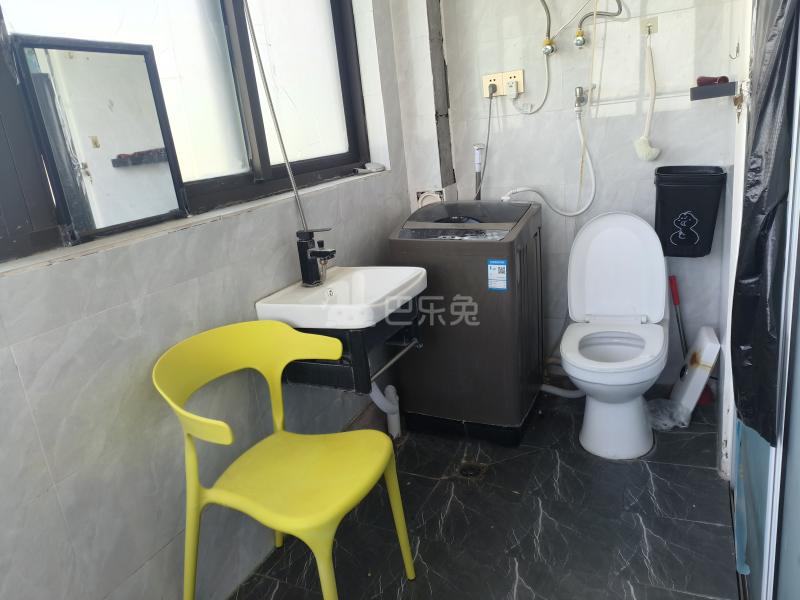 天福苑9265430卫生间图5