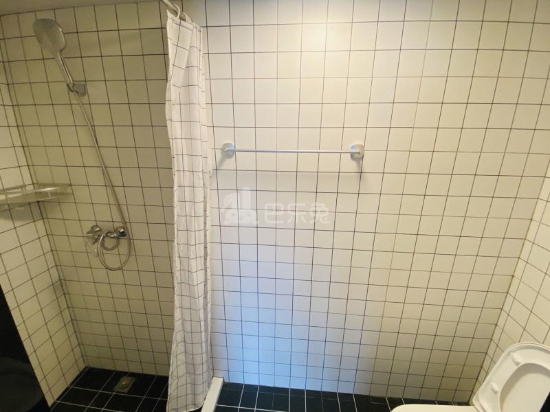 朗诗寓（瓜山未来社区新苑店）9265460卫生间图3