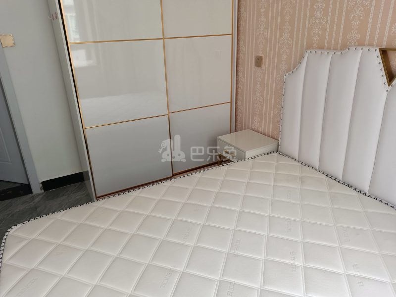 美林小城9267152卧室图2