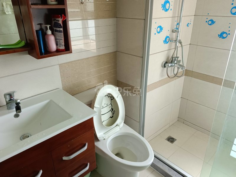 美林小城9267152卫生间图4