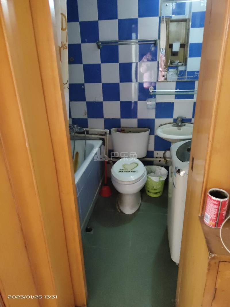 莲花新村9276483卫生间图13