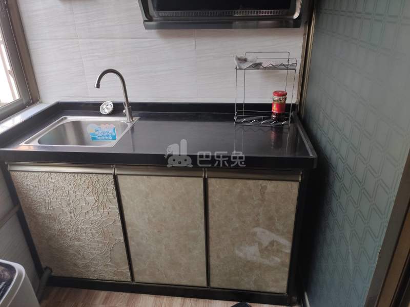 礼村中路六巷1号9283182厨房图1