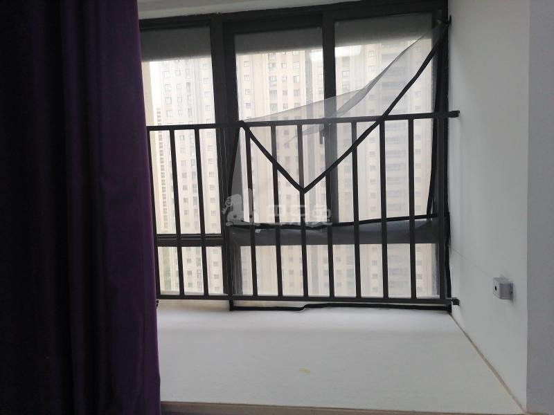 滨江裕花园9286364卧室窗户图14