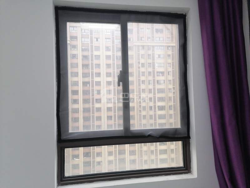 滨江裕花园9286364卧室窗户图13