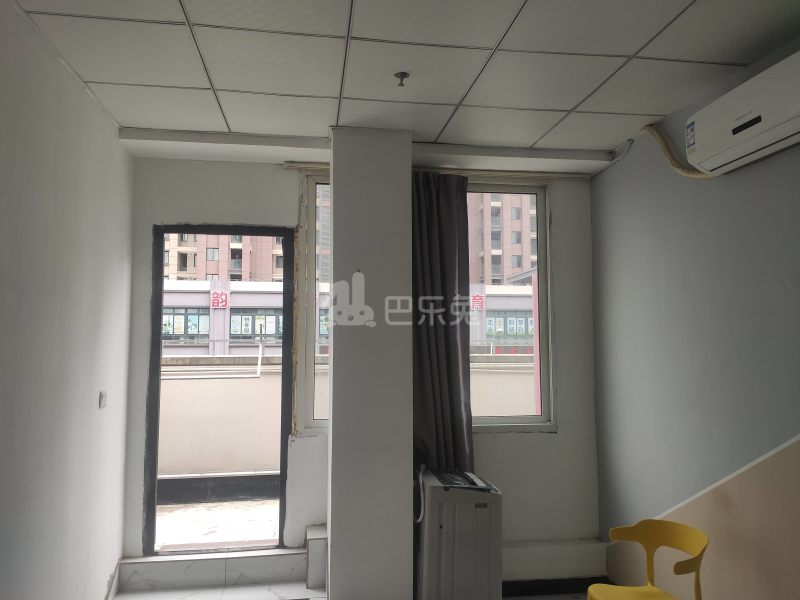 云翔佳苑（嘉年路650弄）9297652卧室窗户图13