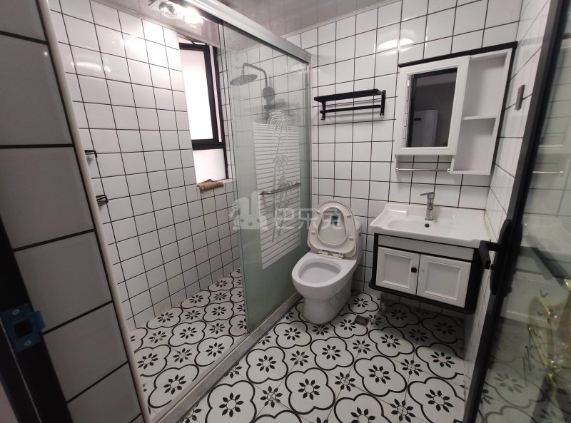 文怡苑一期92535卫生间图6