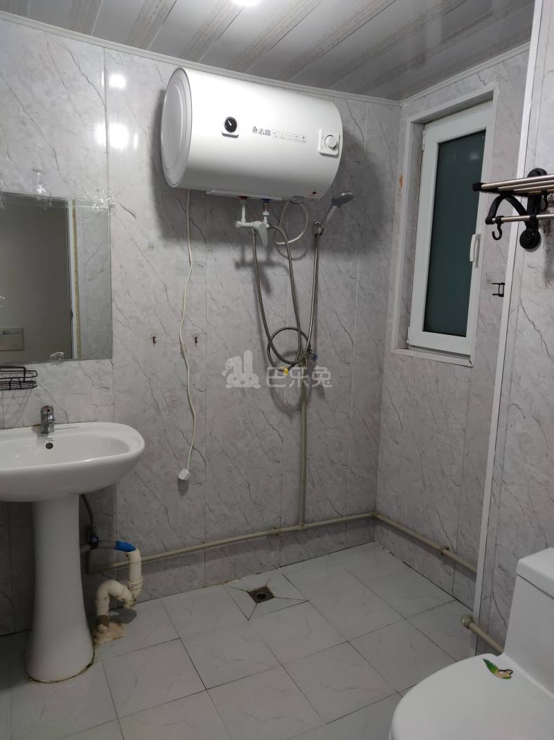 象屿都城怡园9303600卫生间图8