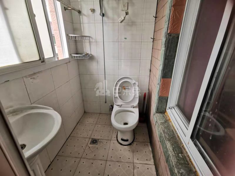 榴莲公寓（二联家园店）9307100卫生间图1