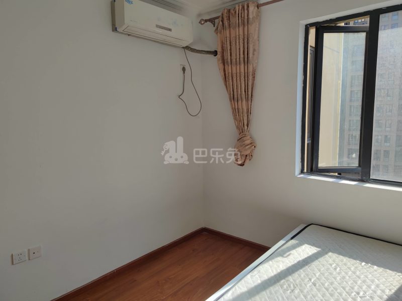 红联九漾华庭西区9308286卧室图1