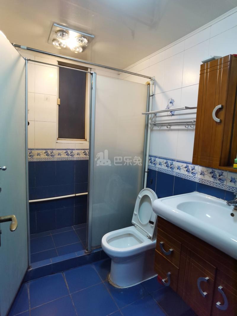 恒大星级公寓一期9310207卫生间图19