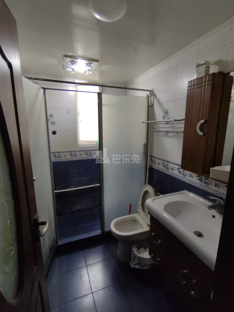 恒大星级公寓一期9310207卫生间图14