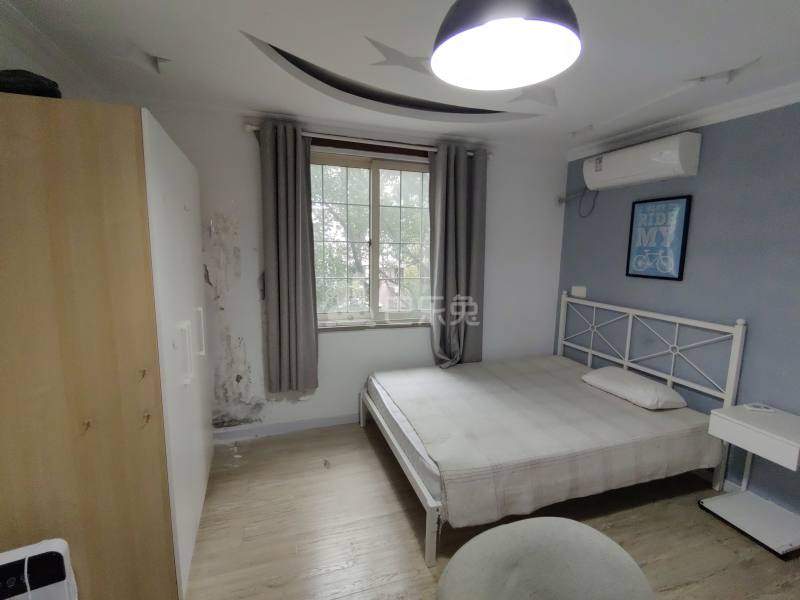 恒大星级公寓一期9310207卧室图2