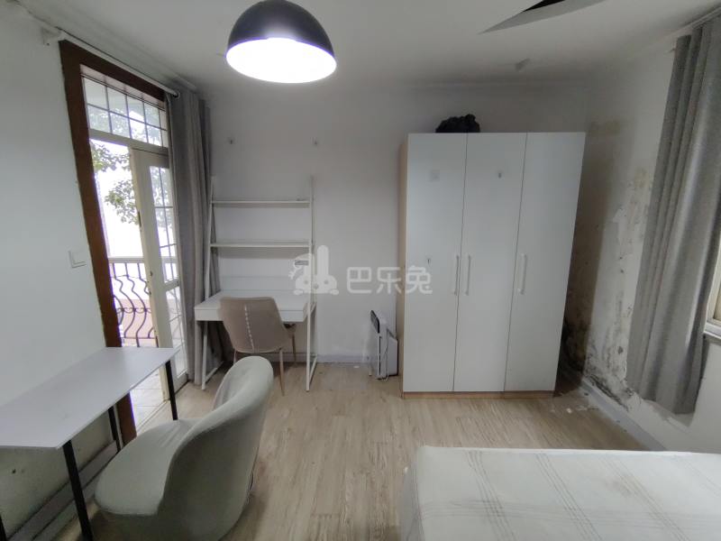 恒大星级公寓一期9310207卧室图0