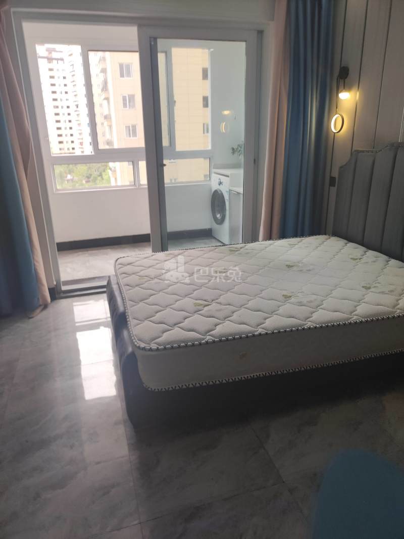 永德宝邸9315798卧室图1