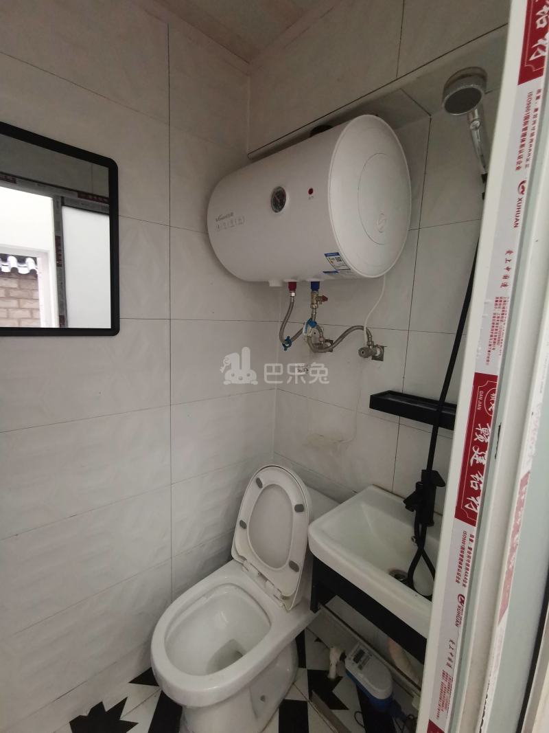 三灶路养正宅（民房）9318787卫生间图6