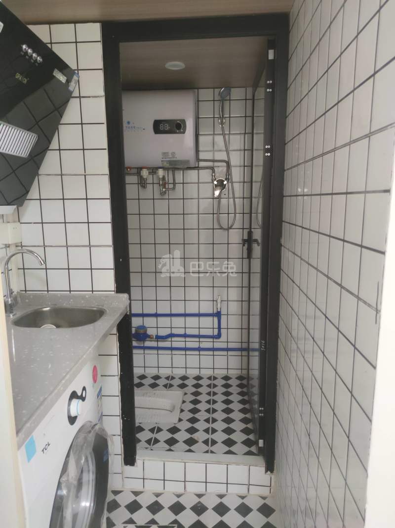 凤凰大街一巷6号9319423卫生间图6