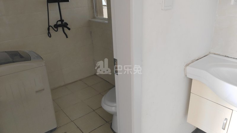 朗诗未来街区9322892卫生间图6