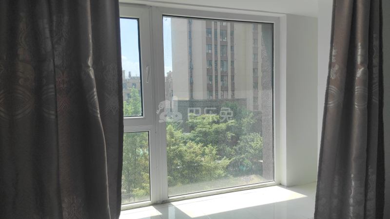 朗诗未来街区9322892卧室窗户图8