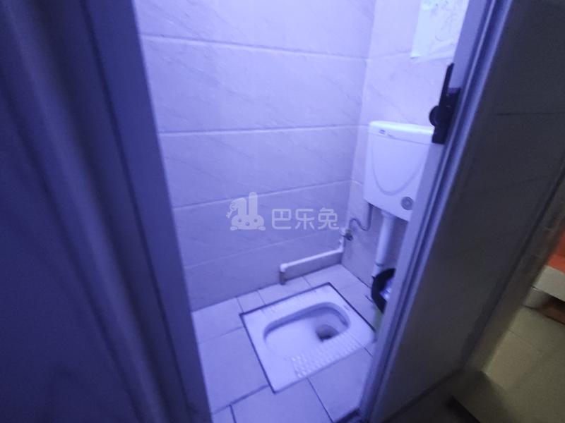 南秀雅苑9323327卫生间图8