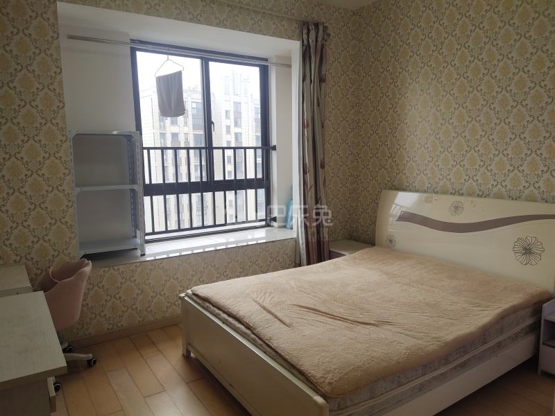 南秀雅苑9323327卧室图0