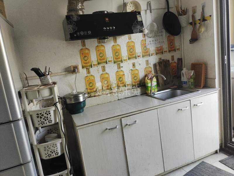 南秀雅苑9323327厨房图5