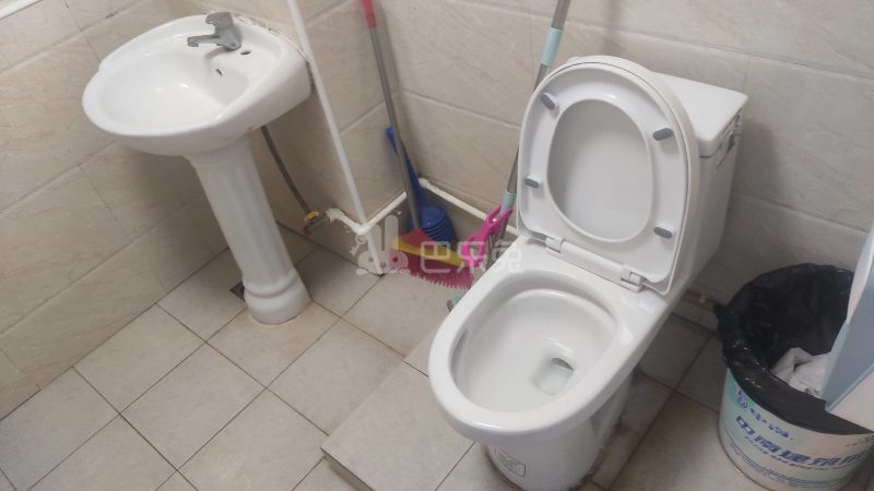 南秀雅苑9323327卫生间图12