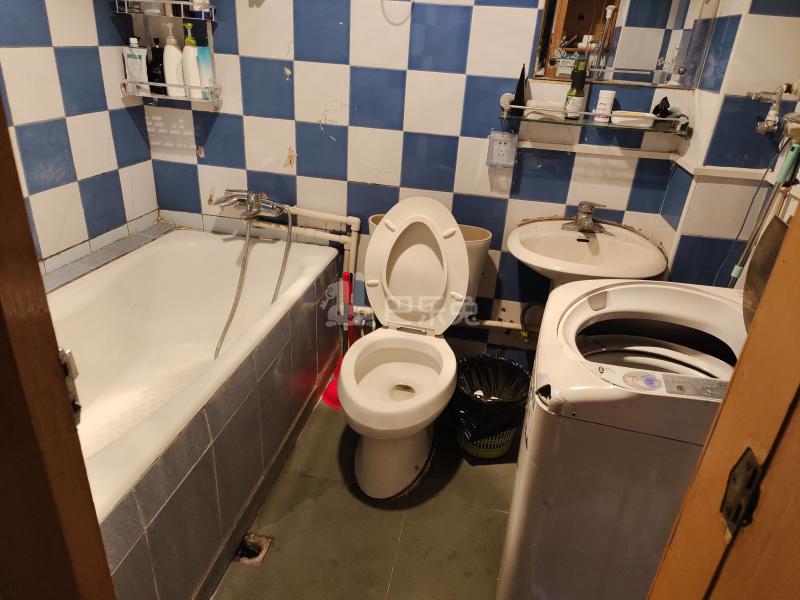 莲花新村9276483卫生间图11