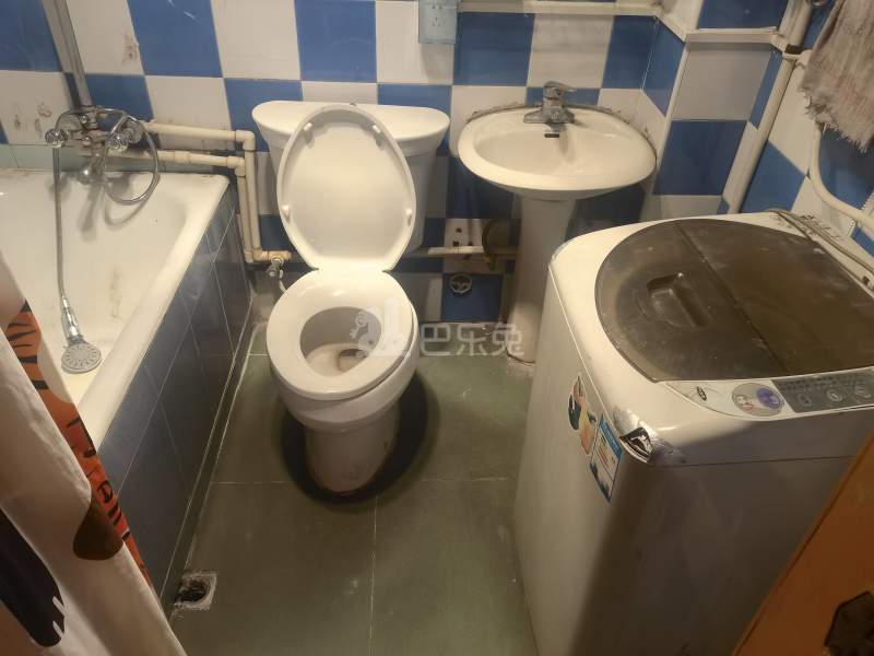 莲花新村9276483卫生间图14