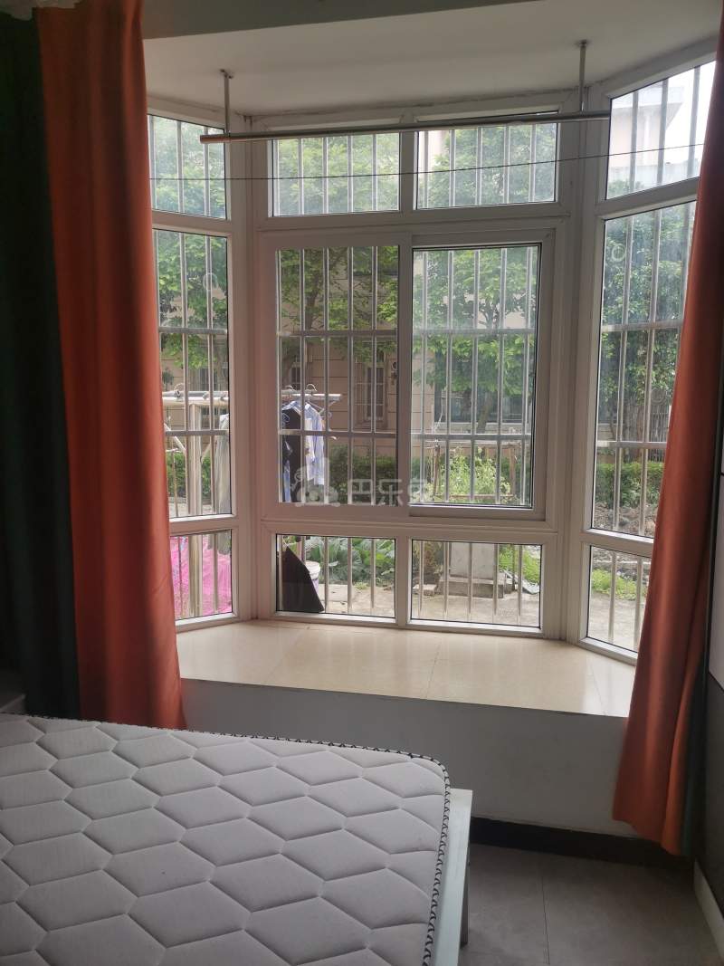 阳光苑一区9344776卧室窗户图7