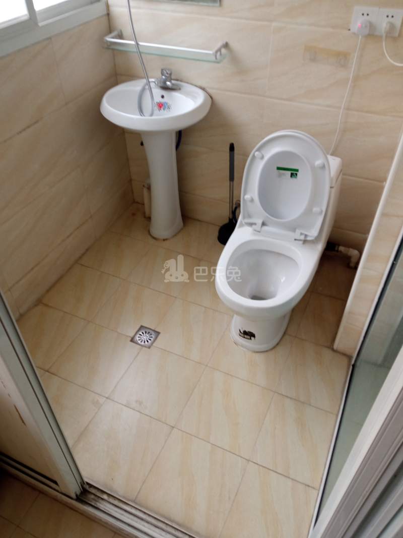 金桥和苑934743卫生间图5