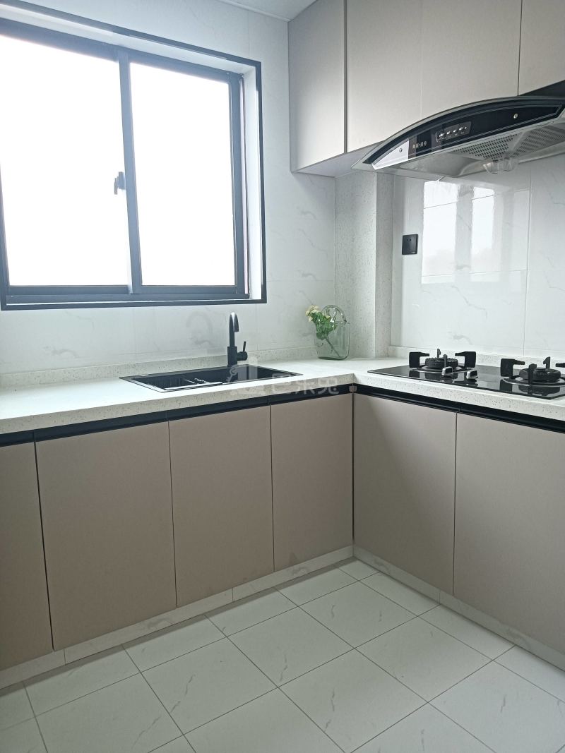 中远两湾城（中潭路100弄）9355028厨房图8