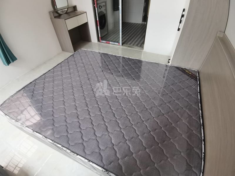 龙诚汇物业（龙洞村龙洞西街宝华里1号）9364892卧室图2