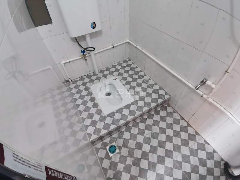 龙诚汇物业（龙洞村龙洞西街宝华里1号）9364892卫生间图4