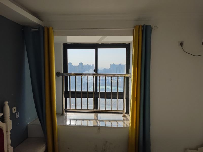 友谊康苑A区9365698卧室窗户图13