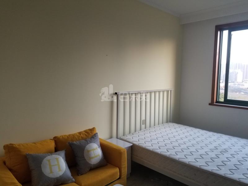 东南华庭9369435卧室图0