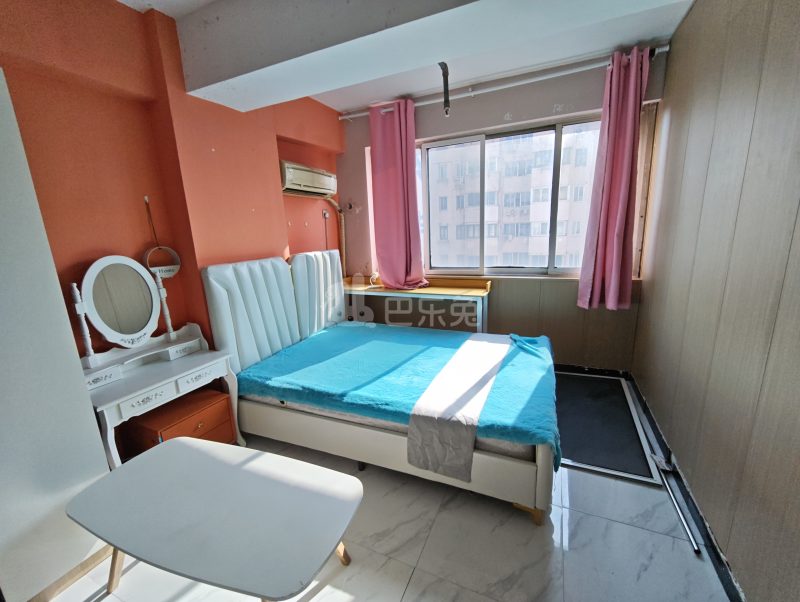 兴华小区9373127卧室图2