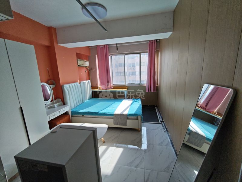 兴华小区9373127卧室图0