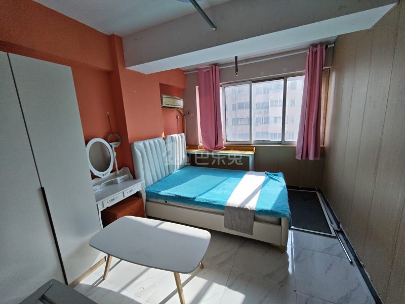 兴华小区9373127卧室图1