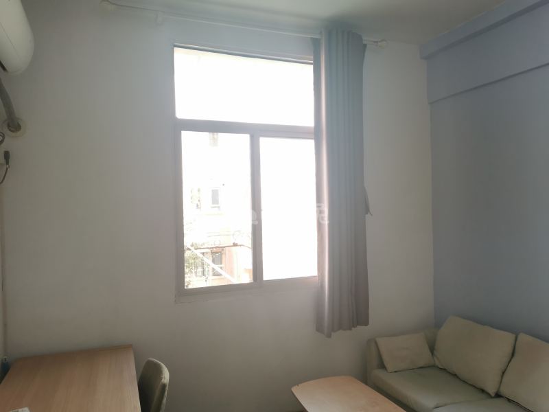 鞍山四村第三小区9389077卧室窗户图6