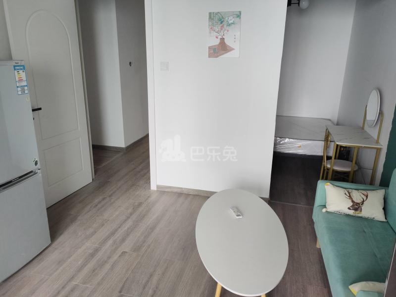 学成府9390954卧室图4