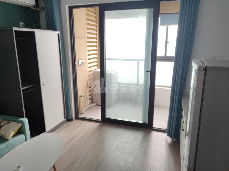 学成府9390954卧室图0